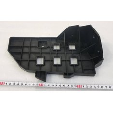 Нижний правый опорный кронштейн заднего бампера в сборе SC3E-2804430